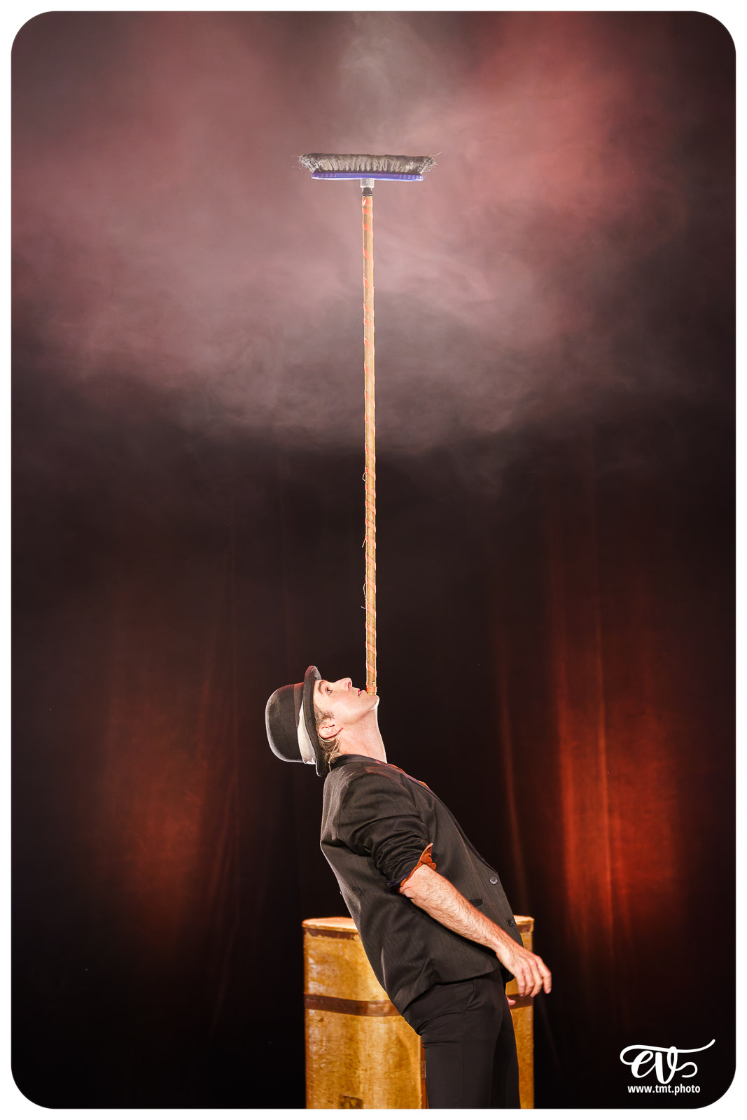 VIVI (CIE VIBRATION VISUELLE)